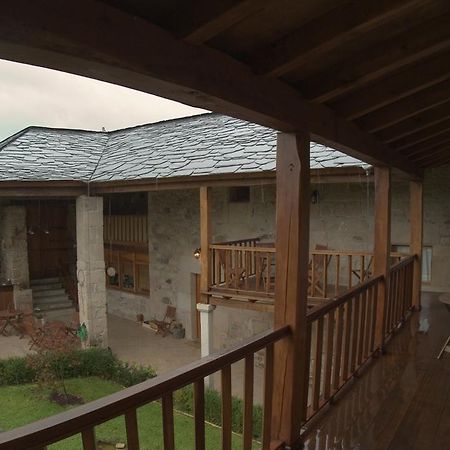 Rectoral De Goian Guest House ซาร์เรีย ภายนอก รูปภาพ